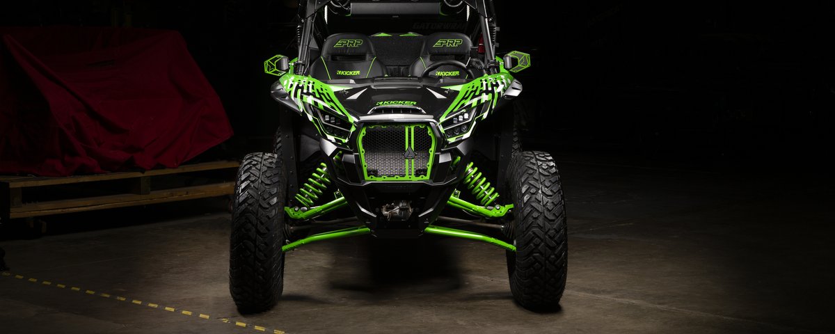 Kawasaki UTV head-on view